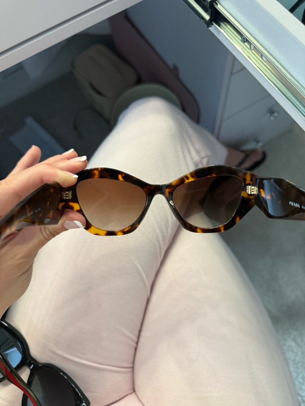 Prada Tortoiseshell Cat-Eye Sunglasses with Brown Gradient Lenses - Picture 6 of 10